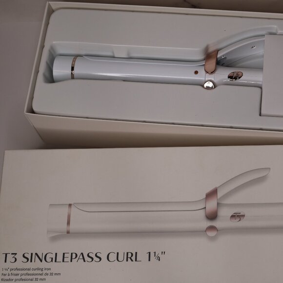 T3 SinglePass Curl  1 1/4" Professional Curling Iron White NEW IN BOX - Picture 1 of 16